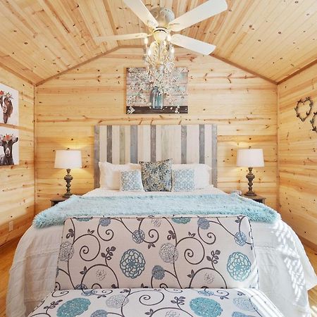 ホテルCharming Casita Right On Main St! フレデリックスバーグ エクステリア 写真